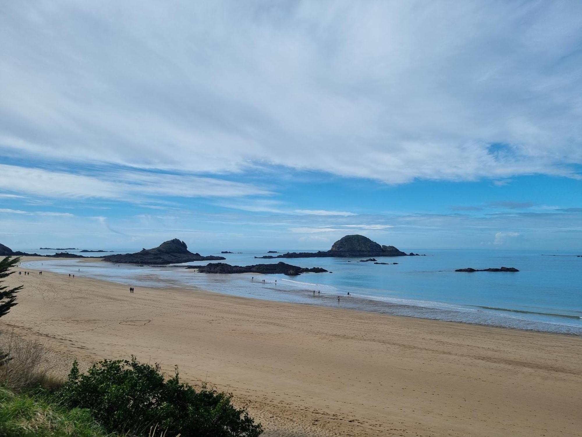 Le Mistral Du Centre Ville ,Chaleureux A 2 Min De La Plage Dinard Luaran gambar